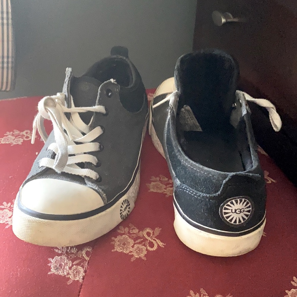 Ugg shoes